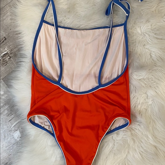Solid & Striped One Piece The Poppy Red/White/Blue - Picture 6 of 7